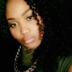 Meet your Posher, Alexandria